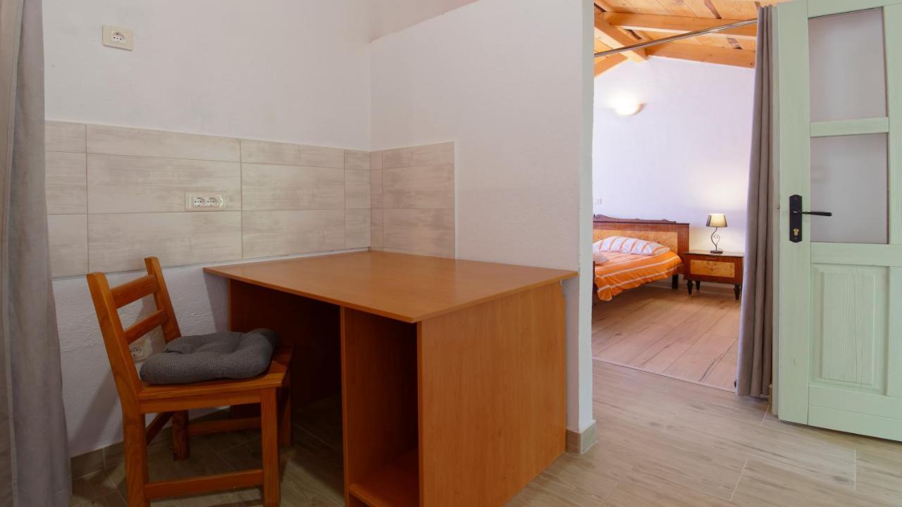 Gimino By Rent Istria Hébergement de vacances Žminj