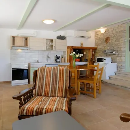 Holiday Home Gimino By Rent Istria Zminj Exterior photo