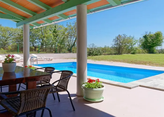 Holiday Home Gimino By Rent Istria